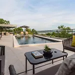 Royal Hill With Pool Villa Maslenica