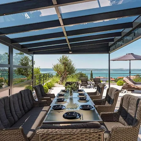 Royal Hill With Pool Villa Maslenica